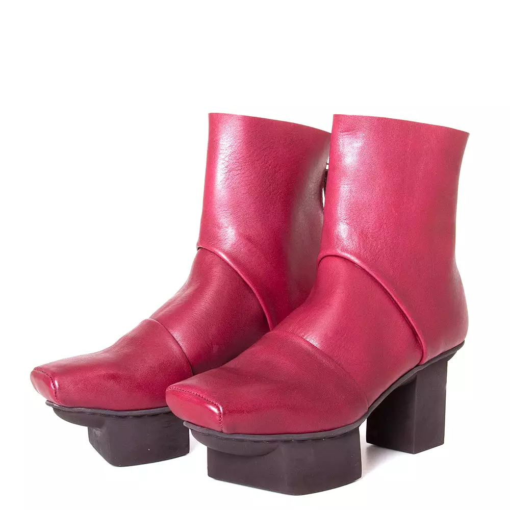 Challenge Platform Leather Ankle Boot