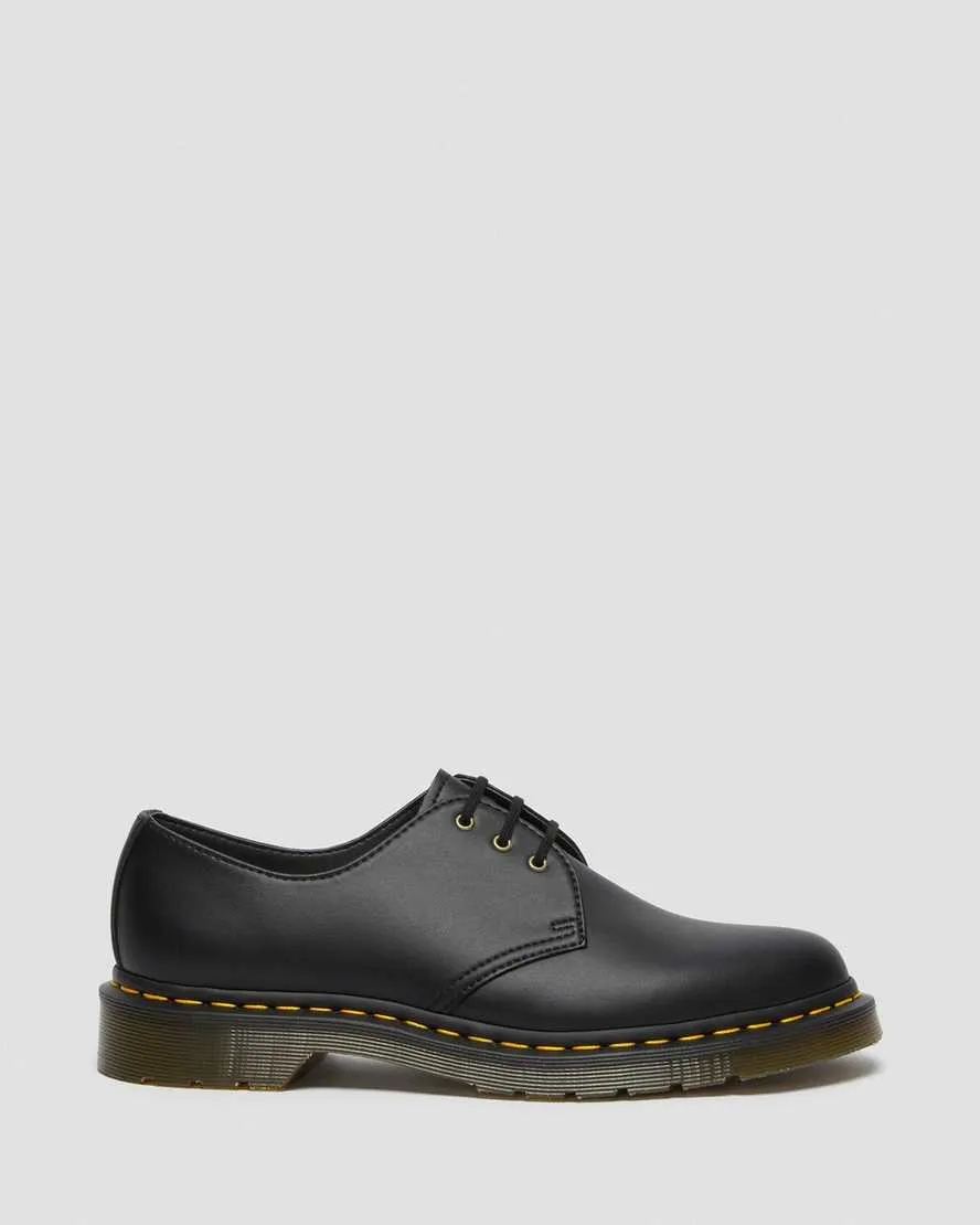 Dr Martens- 1461 Vegan, Black Felix Rub Off