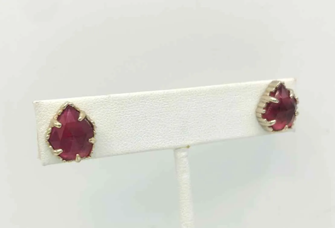 KENDRA SCOTT Goldtone Magenta Pre Loved Studs Earrings