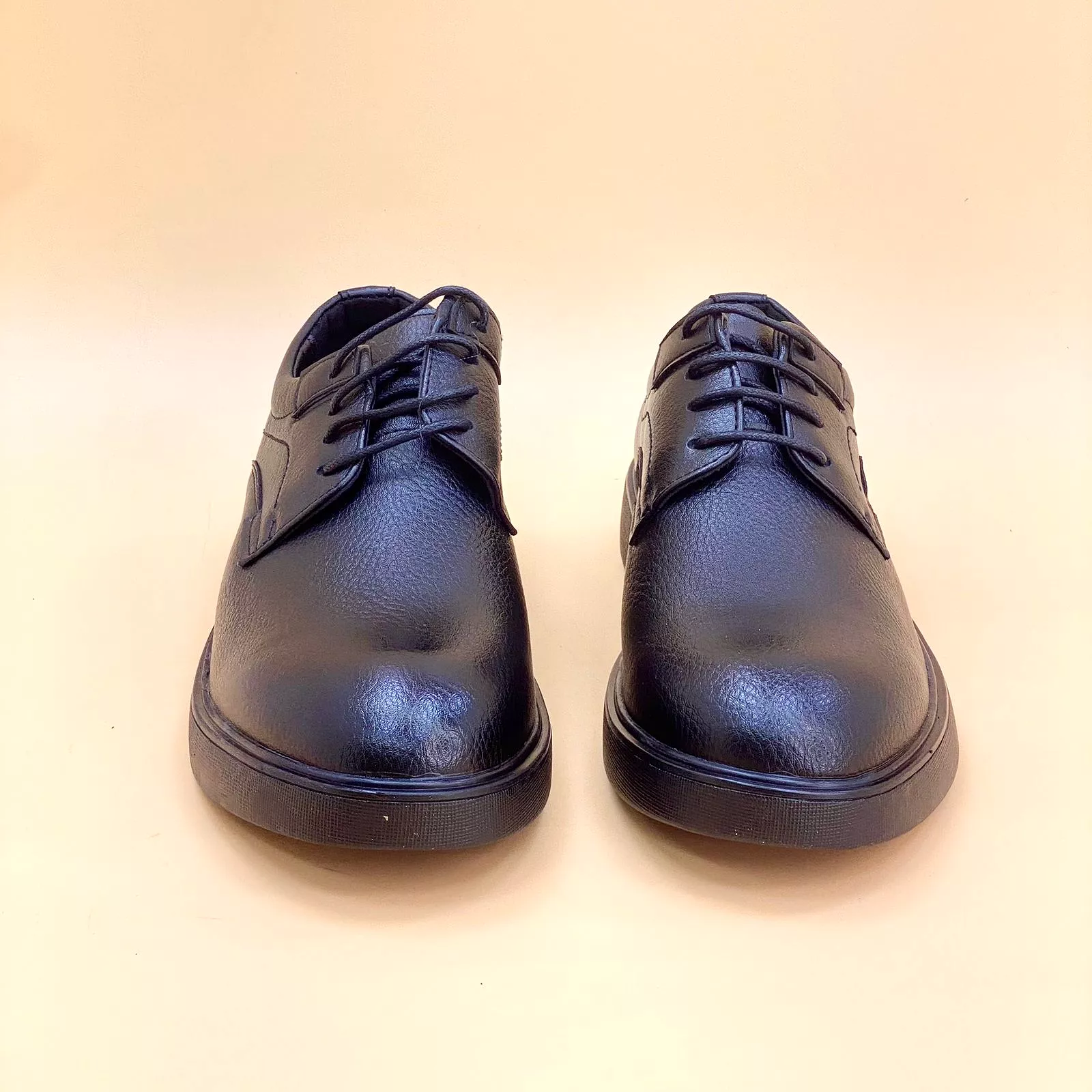 NEW ,  MEN SHOES  M913 , MADE IN CHINA