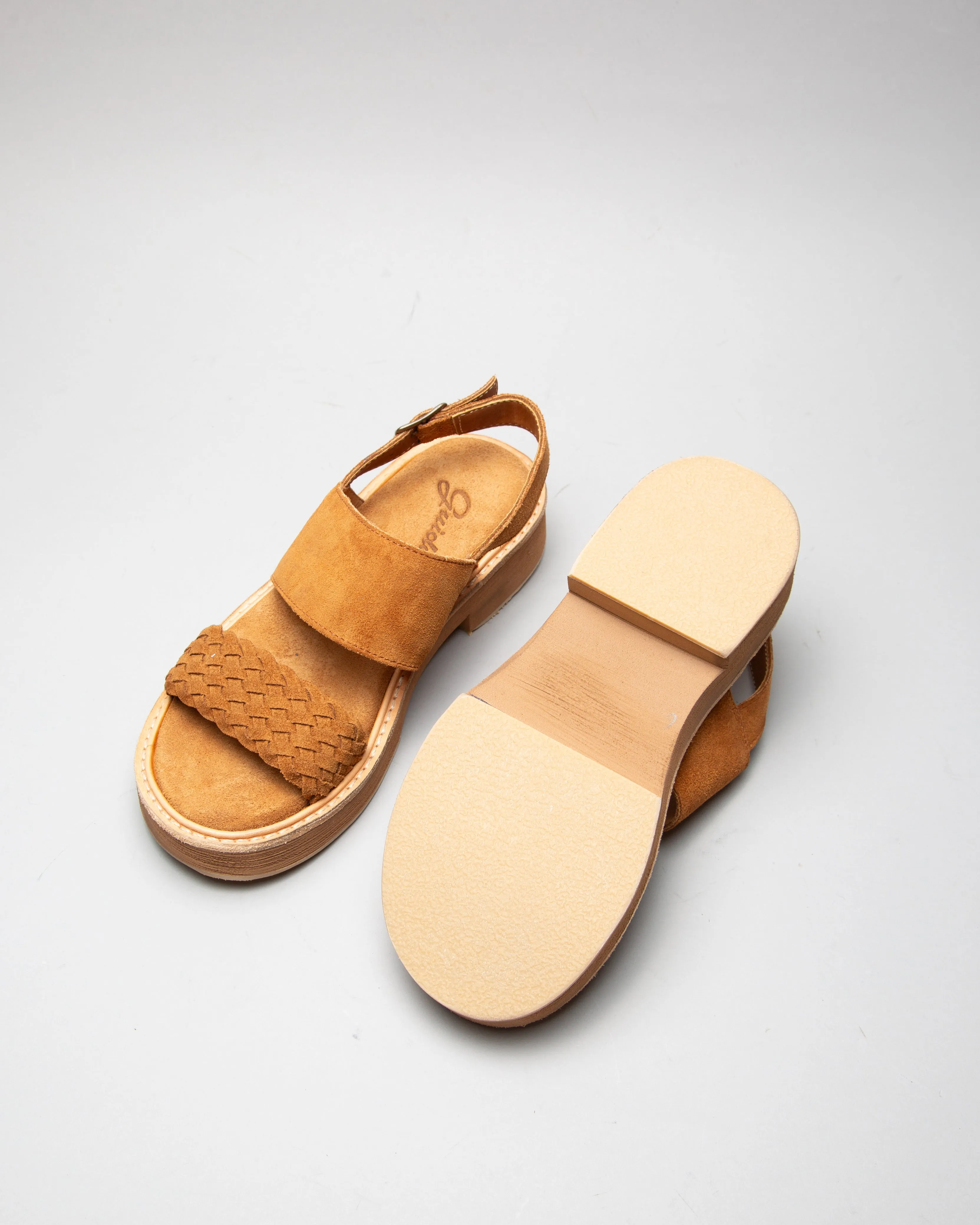 Sandal 137 Tan Suede