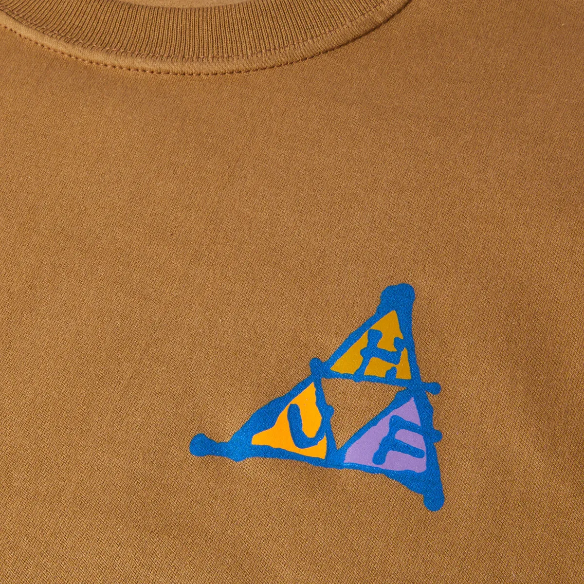 T-SHIRT HUF NO-FI TT SS CAMEL