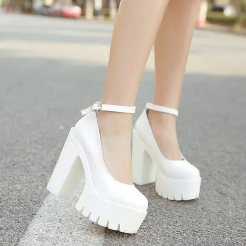 The Classic Chunky Mary-Janes - White - 6.5