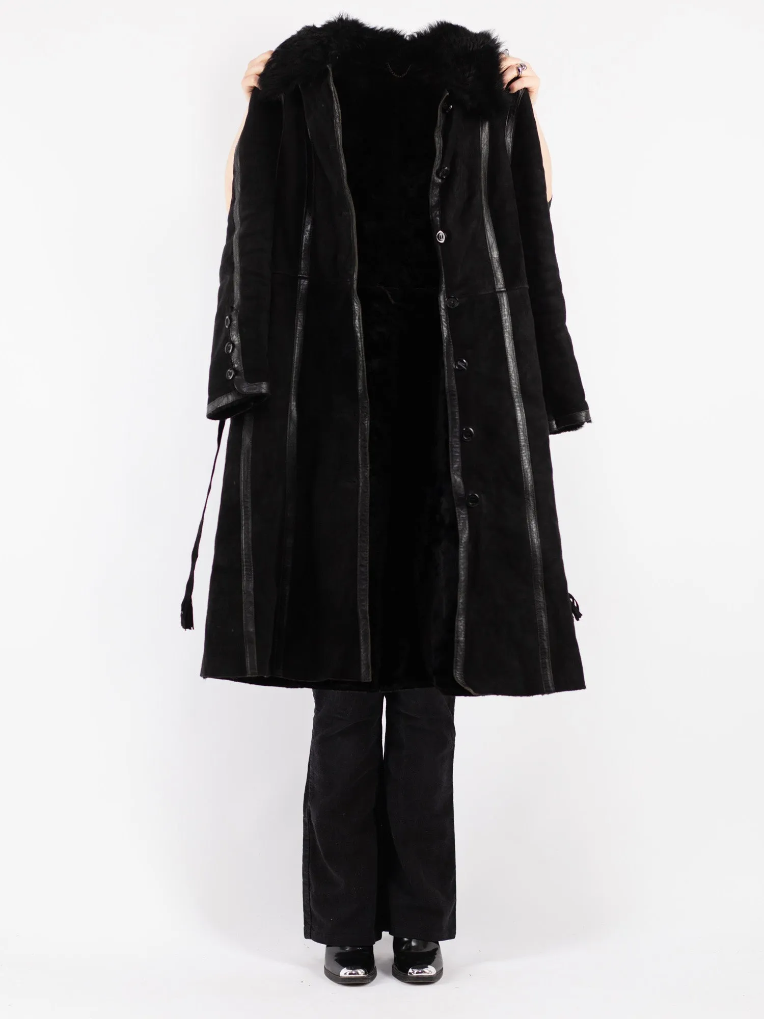 Vintage 70's Women Sheepskin Coat in Black