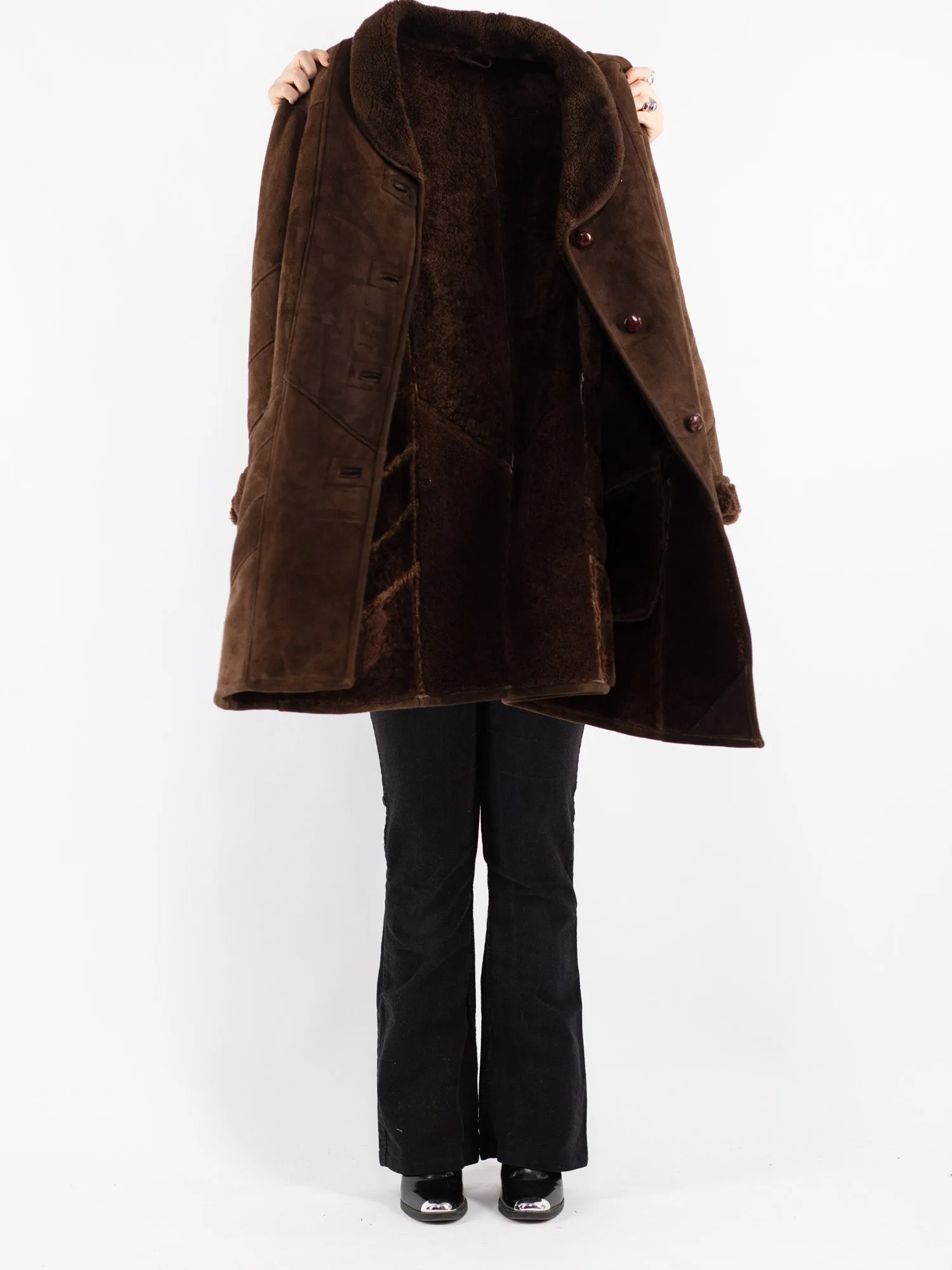 Vintage 80's Women Oversized Sheepskin Coat in Brown