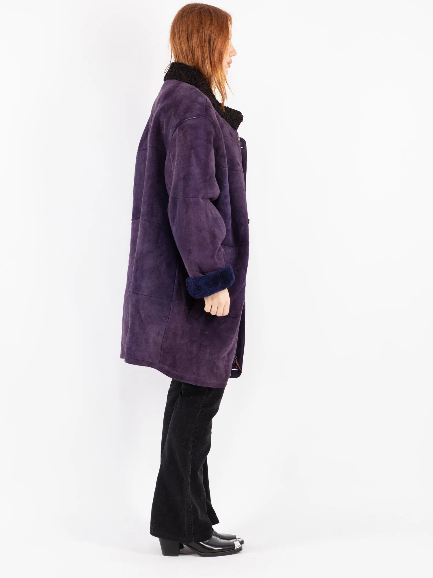 Vintage 80's Women Sheepskin Coat in Purple