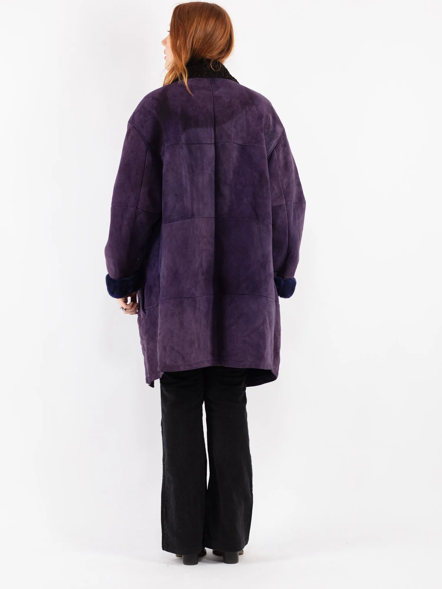 Vintage 80's Women Sheepskin Coat in Purple