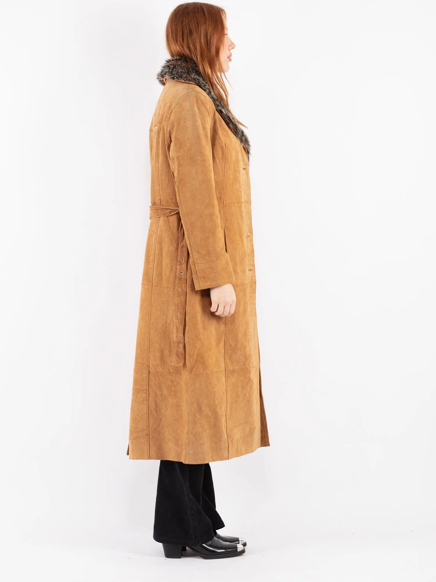 Vintage 90's Women Suede Sherpa Coat in Beige