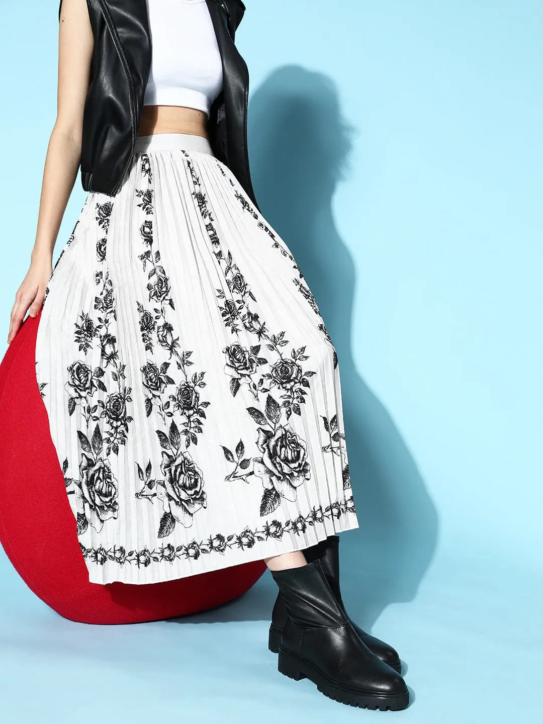 Women Grey Floral Print Pleated Skirt